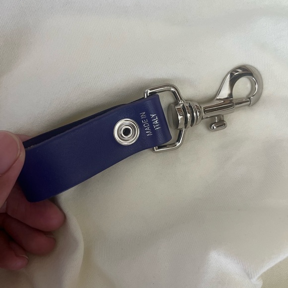 supreme keychain - Picture 2 of 3